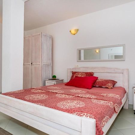 Apartmani Lira Sutomore Exteriér fotografie