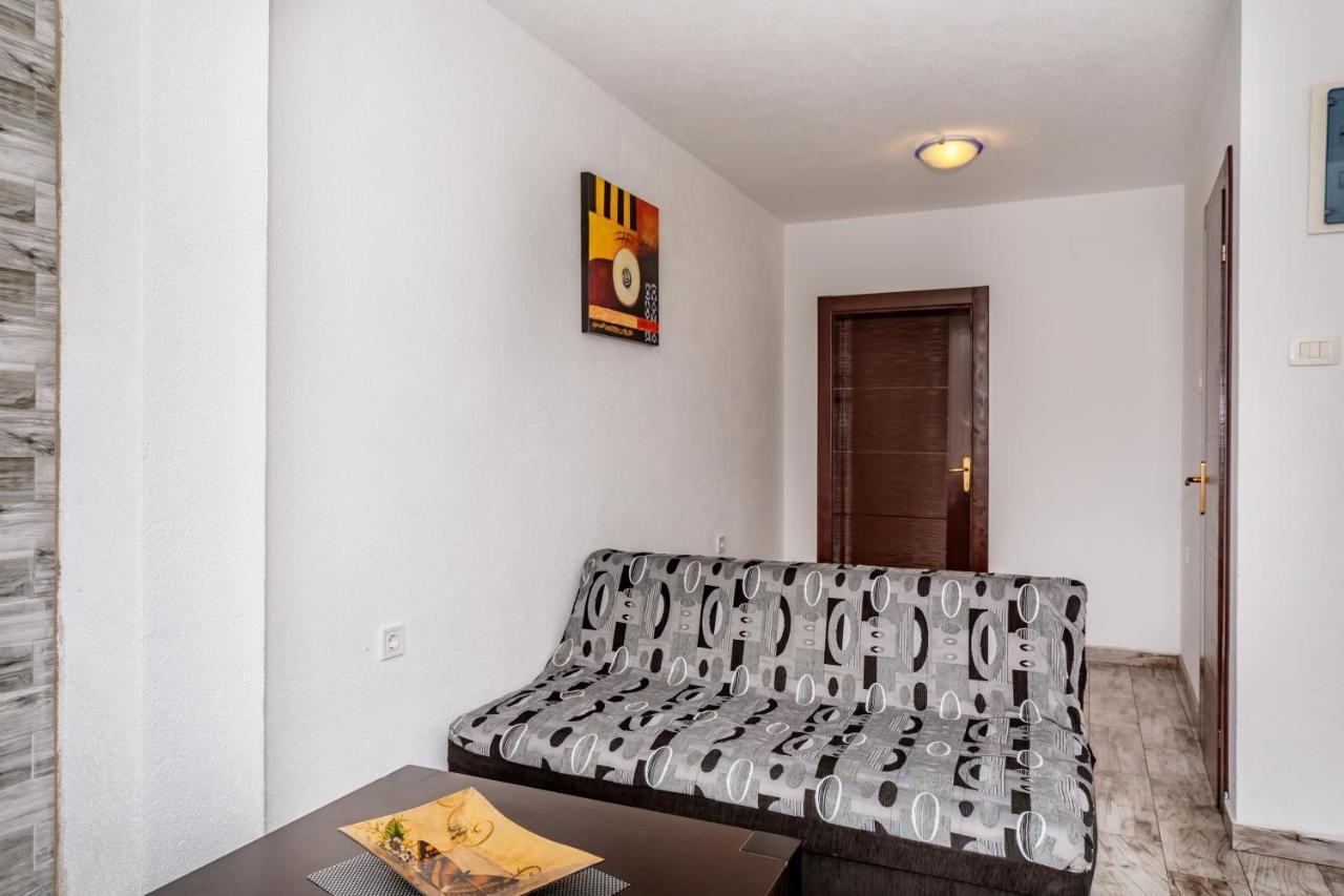 Apartmani Lira Sutomore Exteriér fotografie