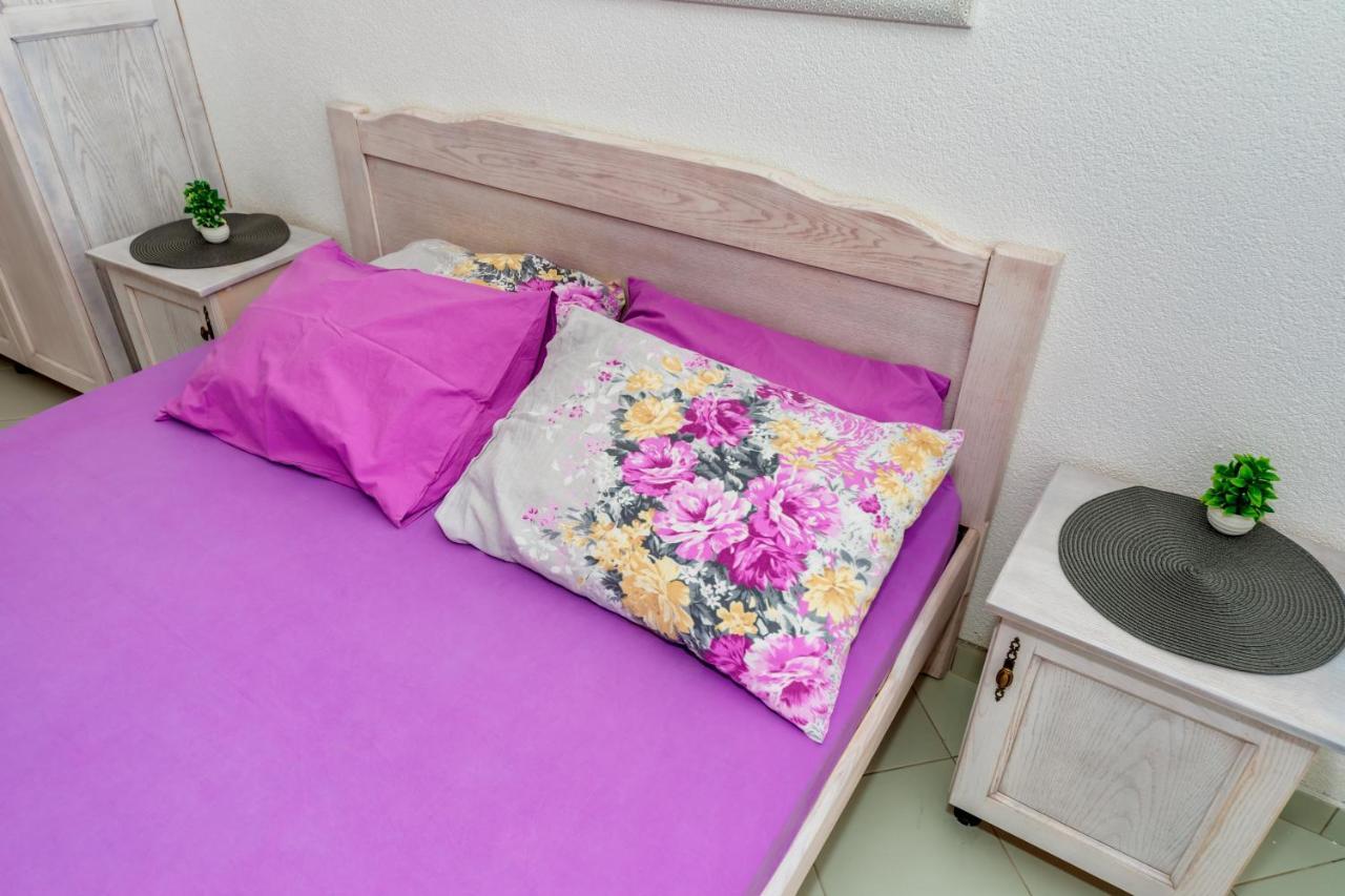 Apartmani Lira Sutomore Exteriér fotografie