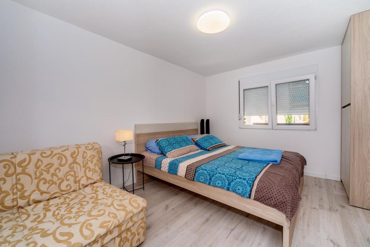 Apartmani Lira Sutomore Exteriér fotografie