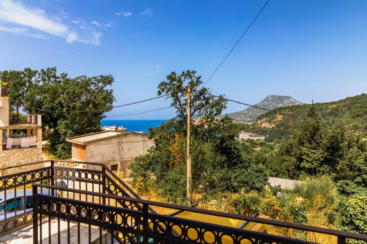 Apartmani Lira Sutomore Exteriér fotografie