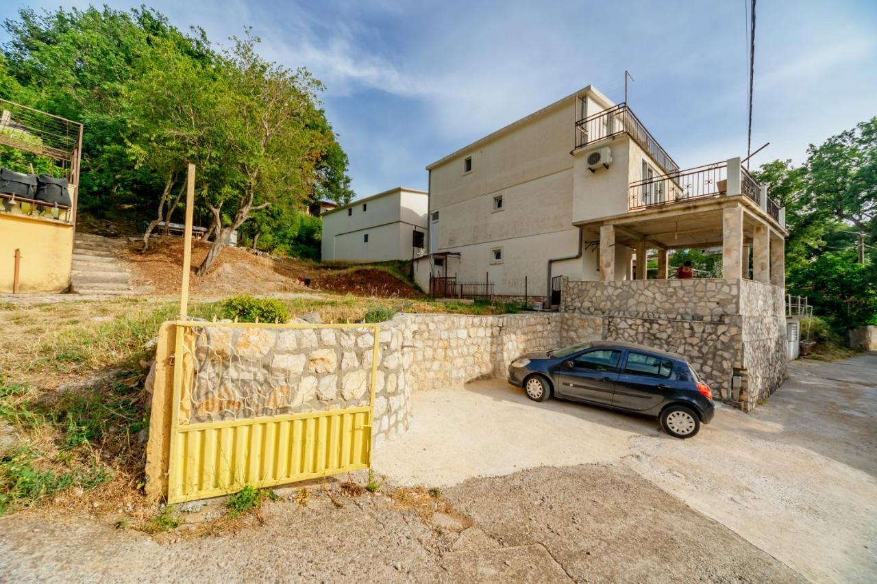 Apartmani Lira Sutomore Exteriér fotografie